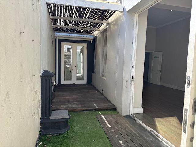 3 Bedroom Property for Sale in Woodstock Upper Western Cape
